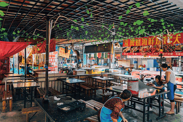 重庆南岸回龙湾美食街攻略（重庆工商大学校门外）