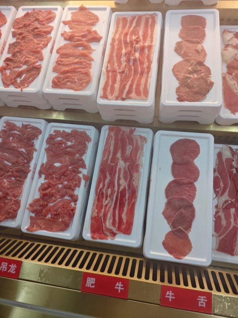 重庆南岸区五公里回龙湾谭三娘鲜切牛肉