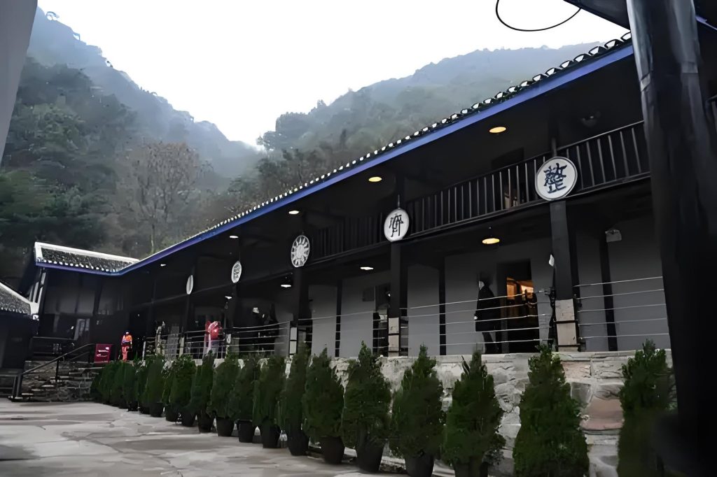 渣滓洞和白公馆-红色旅游