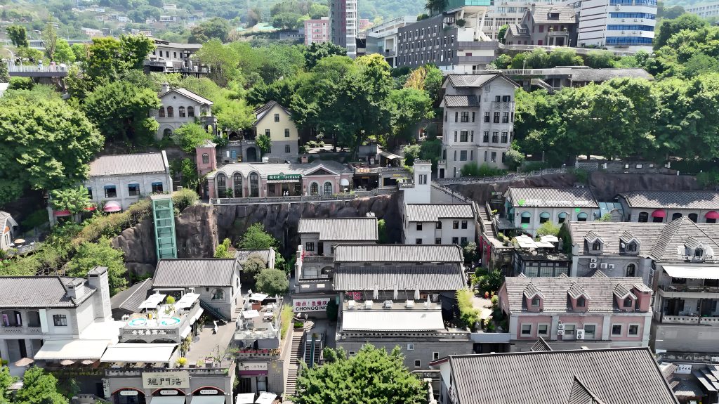 重庆南岸下浩里、龙门浩、爱乐之城打卡攻略