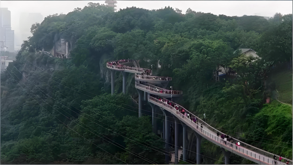 重庆鹅岭栈桥（悬空步道）游玩指南